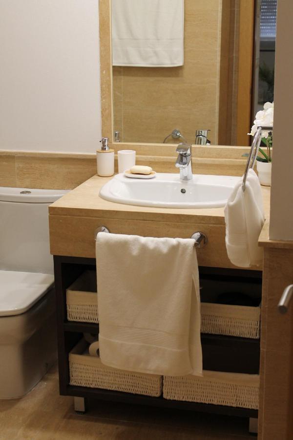 Paseo Maritimo Apartman Málaga Kültér fotó