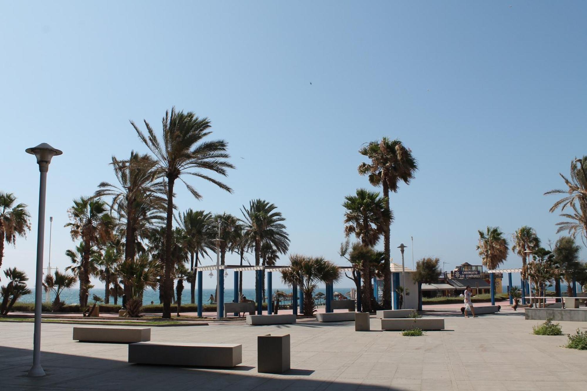 Paseo Maritimo Apartman Málaga Kültér fotó