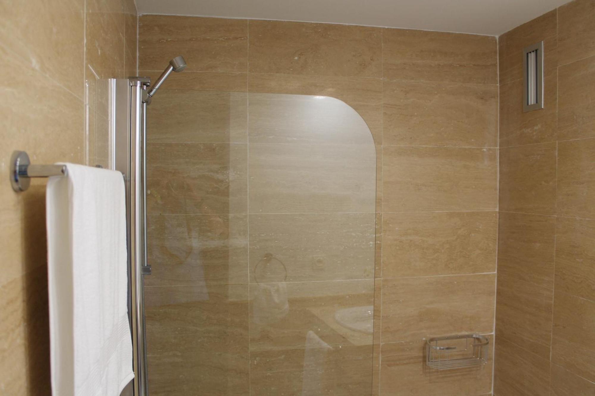 Paseo Maritimo Apartman Málaga Kültér fotó